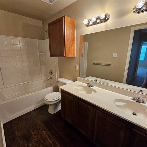 Building Photo - 1716 Rialto Way