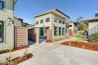 Building Photo - 127 E Foothill Blvd