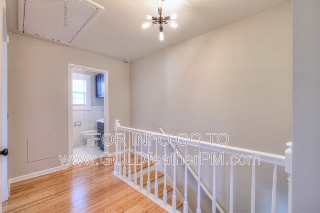 Building Photo - 109 Harrow Ct
