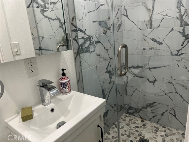 Building Photo - 5929 Weaver Ln