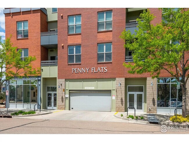 Penny Flats - 204 Maple St