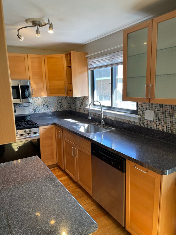 Building Photo - 74 Churchill Dr