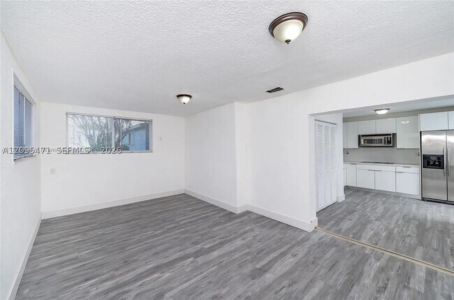 Building Photo - 11950 SW 182nd Terrace