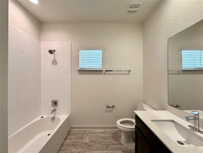 Building Photo - 5132 Vanner Path