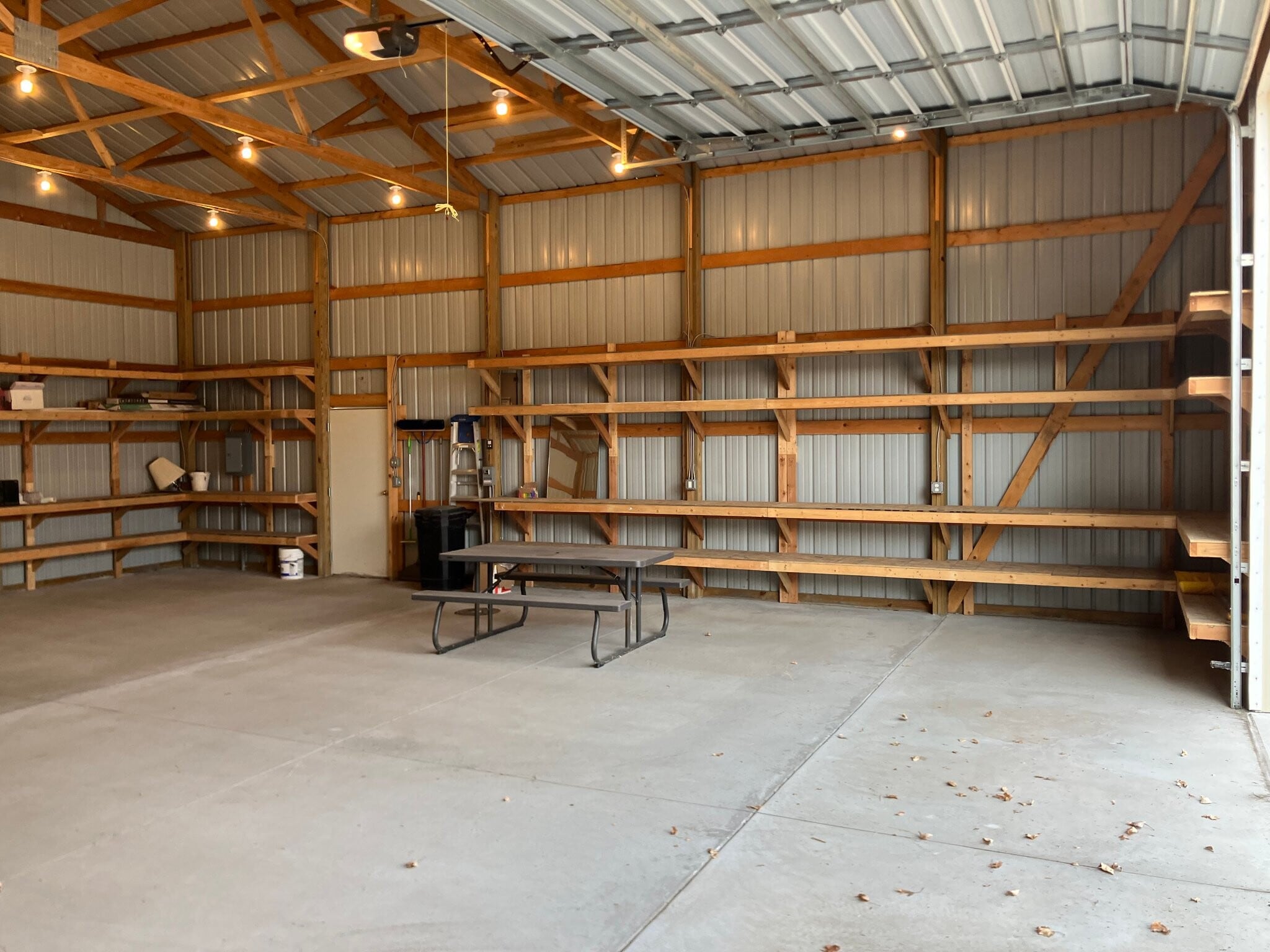 Building Photo - 15 Albees