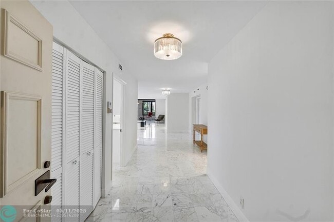 Building Photo - 7579 Imperial Dr