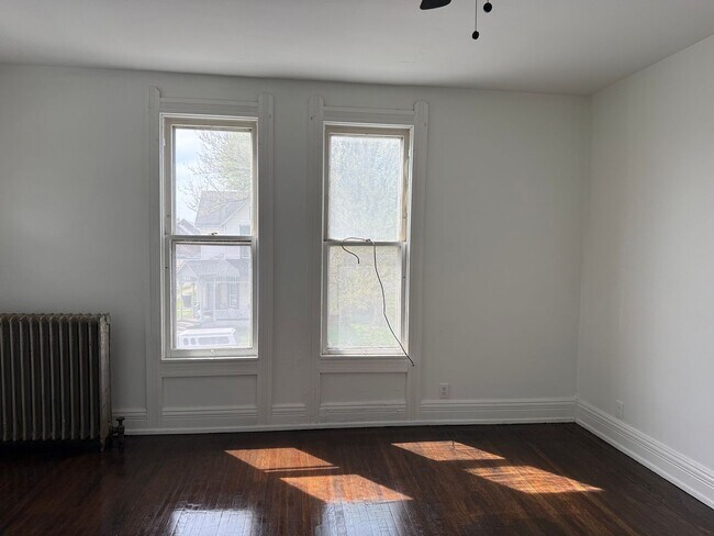 Building Photo - 1038 Heath St