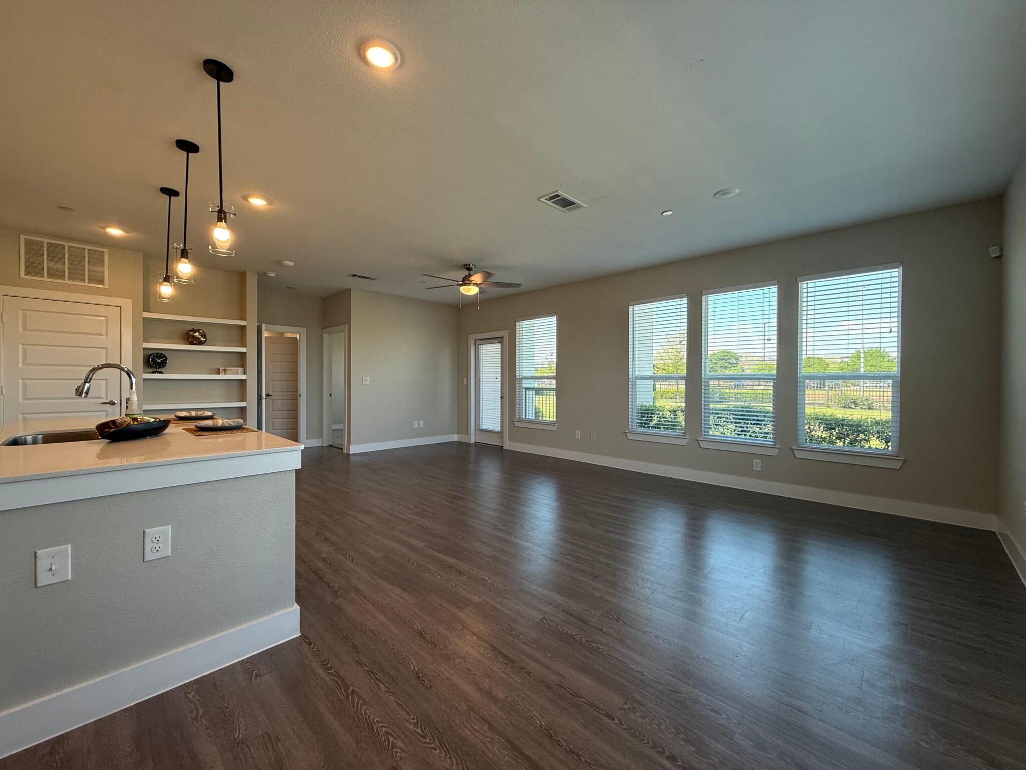 Building Photo - 3144 Gorge Way