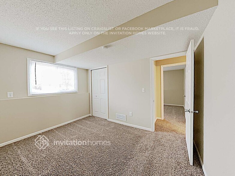 Building Photo - 7492 Dallas Ln N
