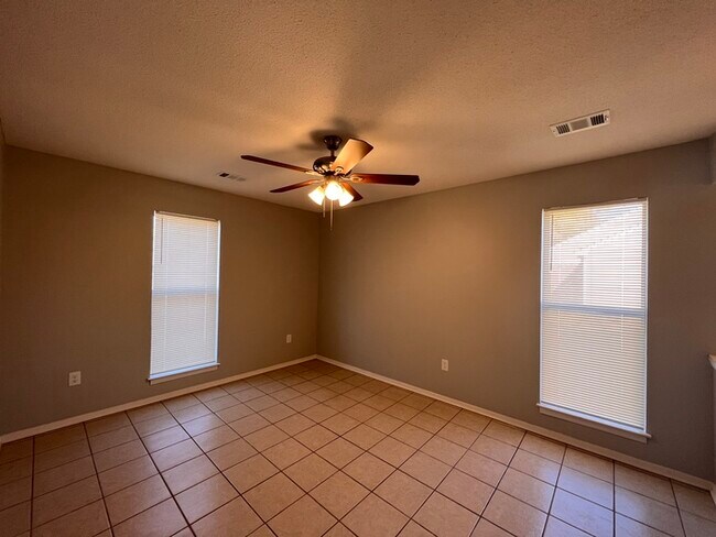 Building Photo - 6270 Jamestown Dr