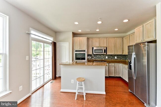 Building Photo - 8315 Gibbs Way