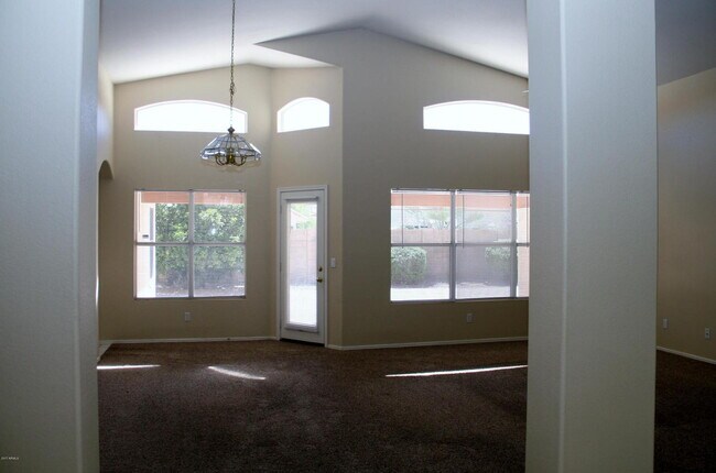 Building Photo - RANCHO DEL MAR BEAUTY