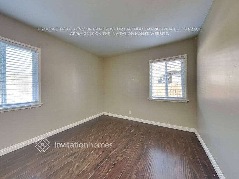 Building Photo - 2229 Wesleygrove Ave