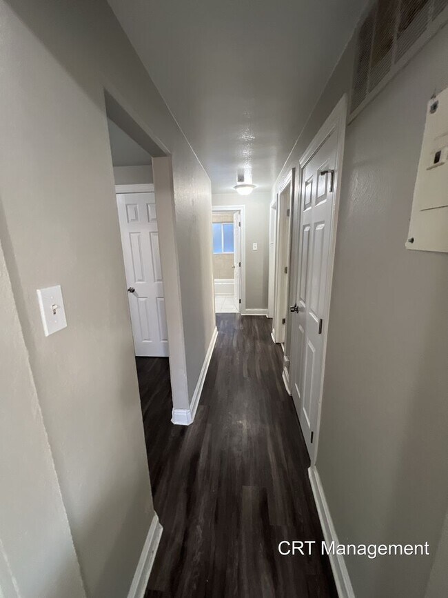 Building Photo - Freshly Updated 3-Bedroom, 1-Bathroom