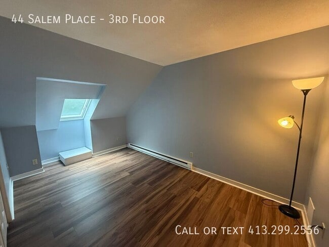 Building Photo - 44 Salem Pl