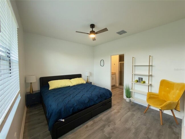 Building Photo - 5523 Sapphire Stone Cv