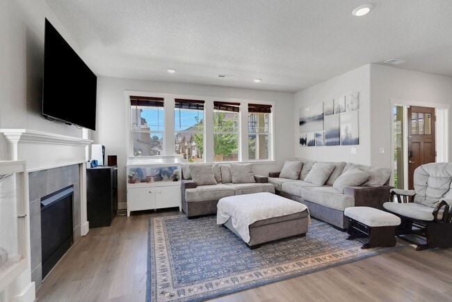 Building Photo - 16855 SW Townsville St