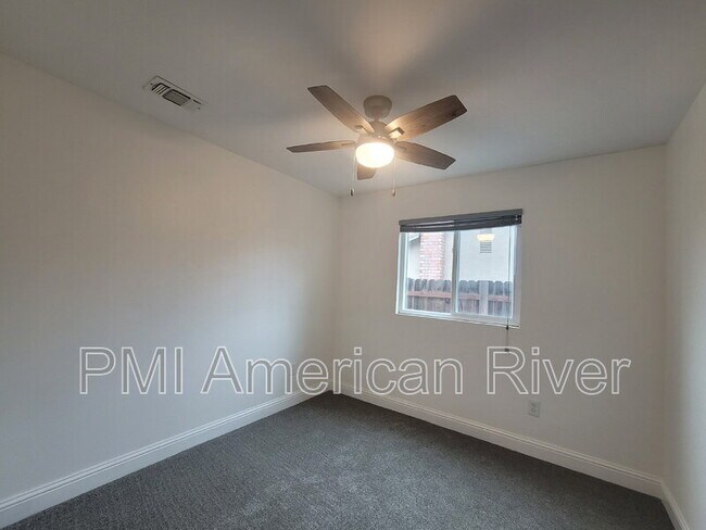 Building Photo - 4475 Silverton Way