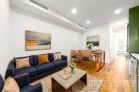 Building Photo - Stunning 3 Bed 3 Bath with WD In Unit, SOU...