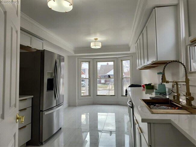 Building Photo - 19650 Buffalo St