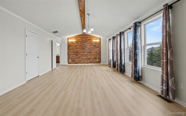 Building Photo - 49184 Gracechurch Rd