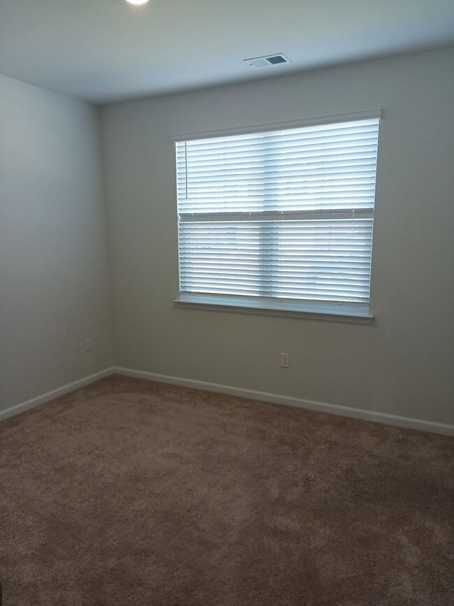 Building Photo - Flintshire Drive