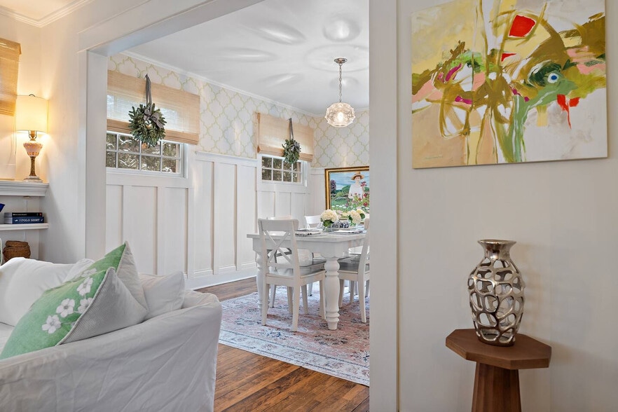 Building Photo - 131 Broadway Ave N