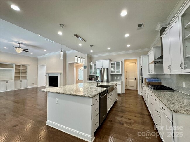 Building Photo - 929 Terramore Ln