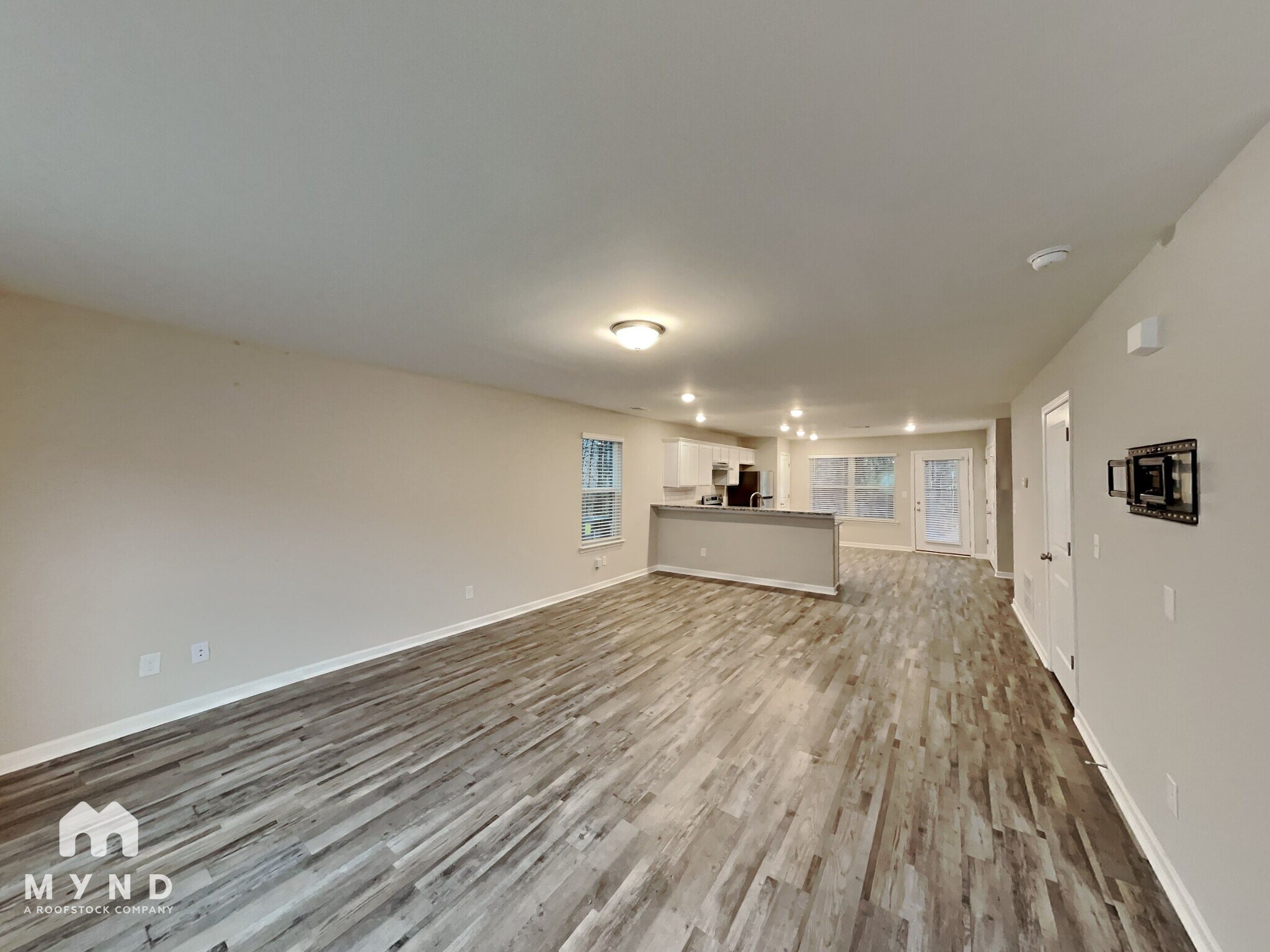 Building Photo - 331 Ashigan St