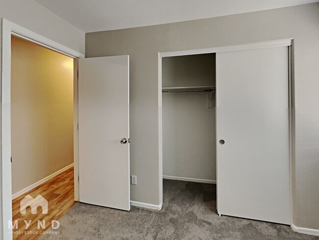 Building Photo - 10413 W Miami St