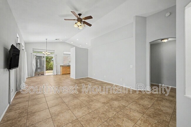 Building Photo - 649 S Banning