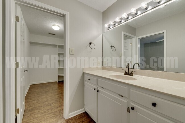 Building Photo - 2765 Archer Ln