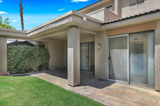 Building Photo - 72309 Blueridge Ct
