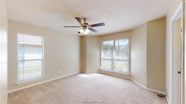 Building Photo - 1141 Oney Hervey Dr