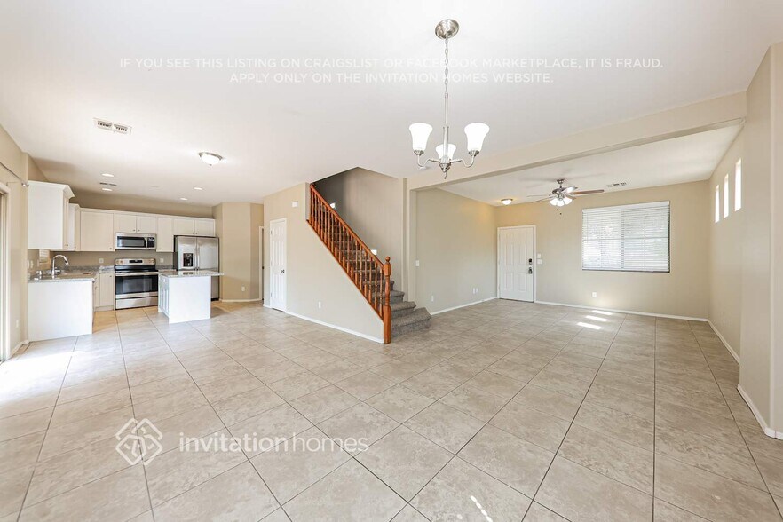 Building Photo - 16145 W Lisbon Ln