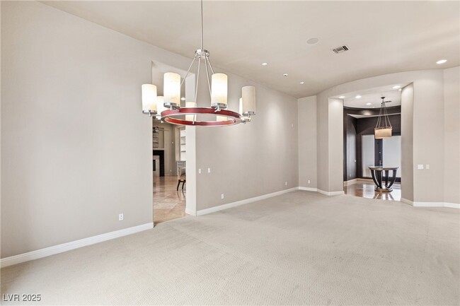 Building Photo - 34 Isleworth Dr