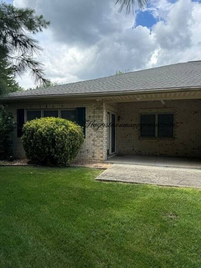 Building Photo - 13125 Little Hayden Cir