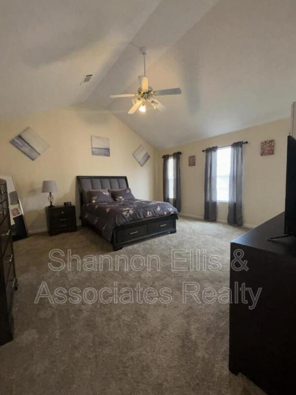 Building Photo - 4511 Ravenwood Pl
