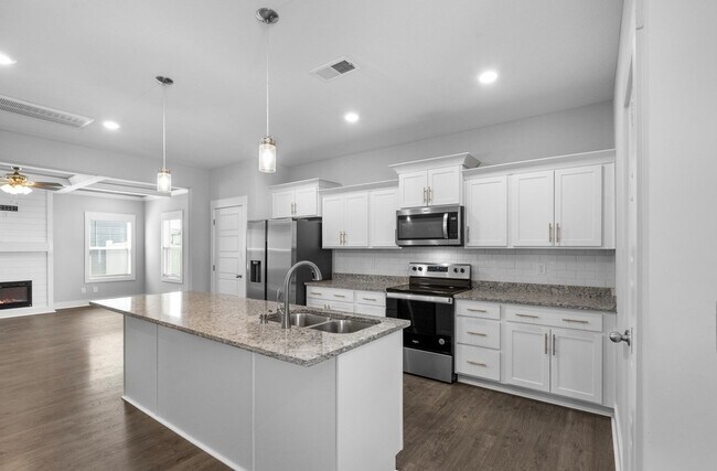 Building Photo - 1531 Kingbird Dr