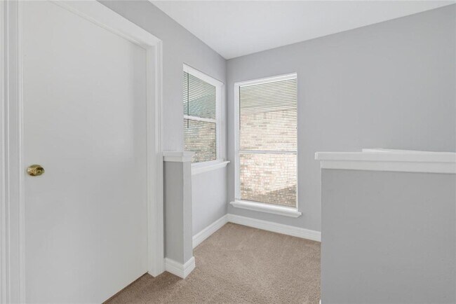 Building Photo - 6326 Cambridge Glen Ln