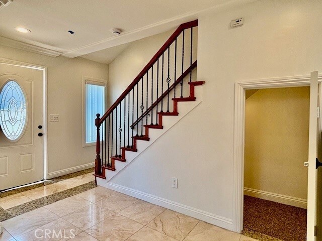 Building Photo - 685 W 18th St