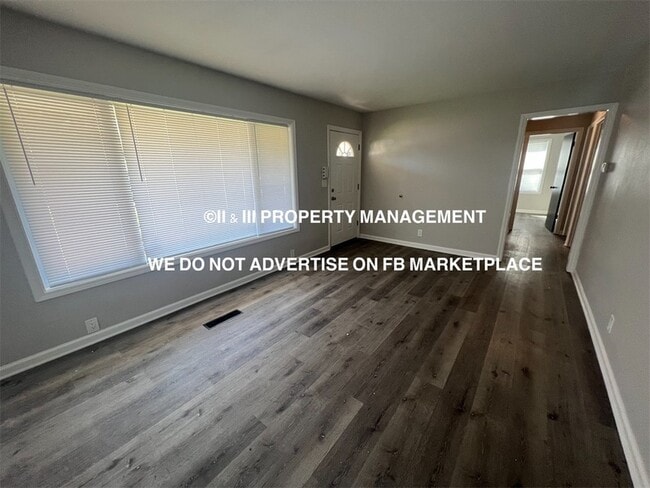 Building Photo - 488 N Neconi Ave