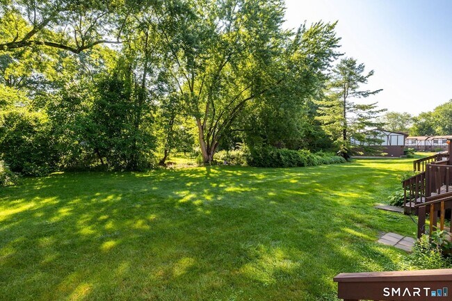Building Photo - 101 Cedar Hollow Dr