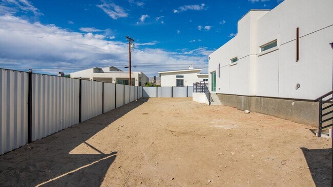 Building Photo - 67670 Buckboard Ln