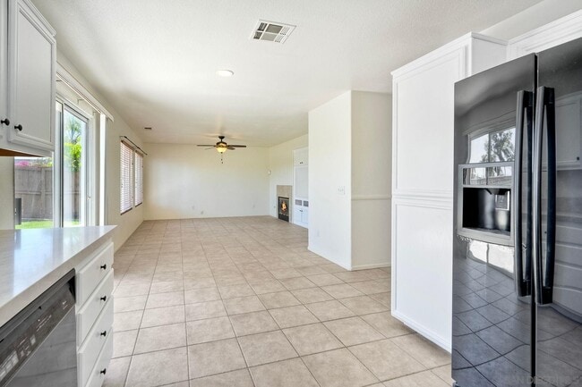 Building Photo - 4811 Ventana Way