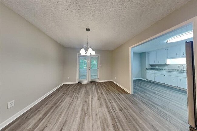 Building Photo - 4523 Hickory Grove Dr NW