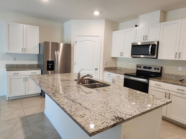 Building Photo - BEAUTIFUL 4Bedroom 2 Bathroom Home in the Ormond Station Community