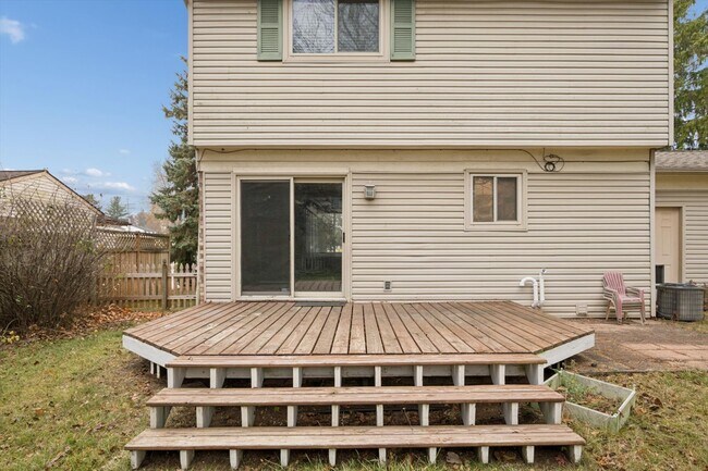 Building Photo - 4254 Halkirk Dr