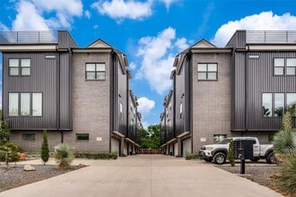 Building Photo - 1828 N Garrett Ave