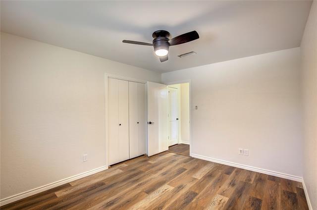 Building Photo - 307 Oakmont Dr